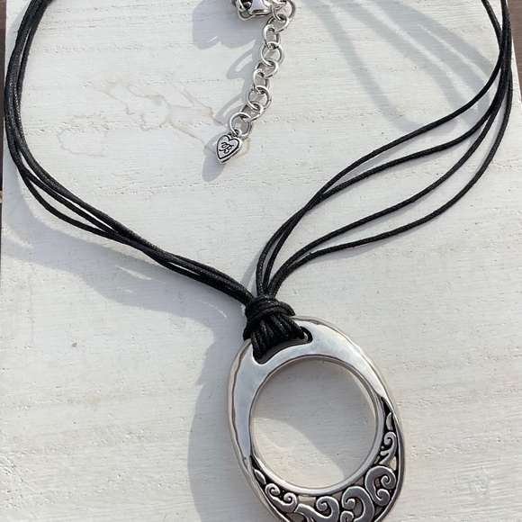 Brighton Eclipse Necklace Black Cord Silvertone Oval Filigree Pendant 15” - Picture 8 of 8